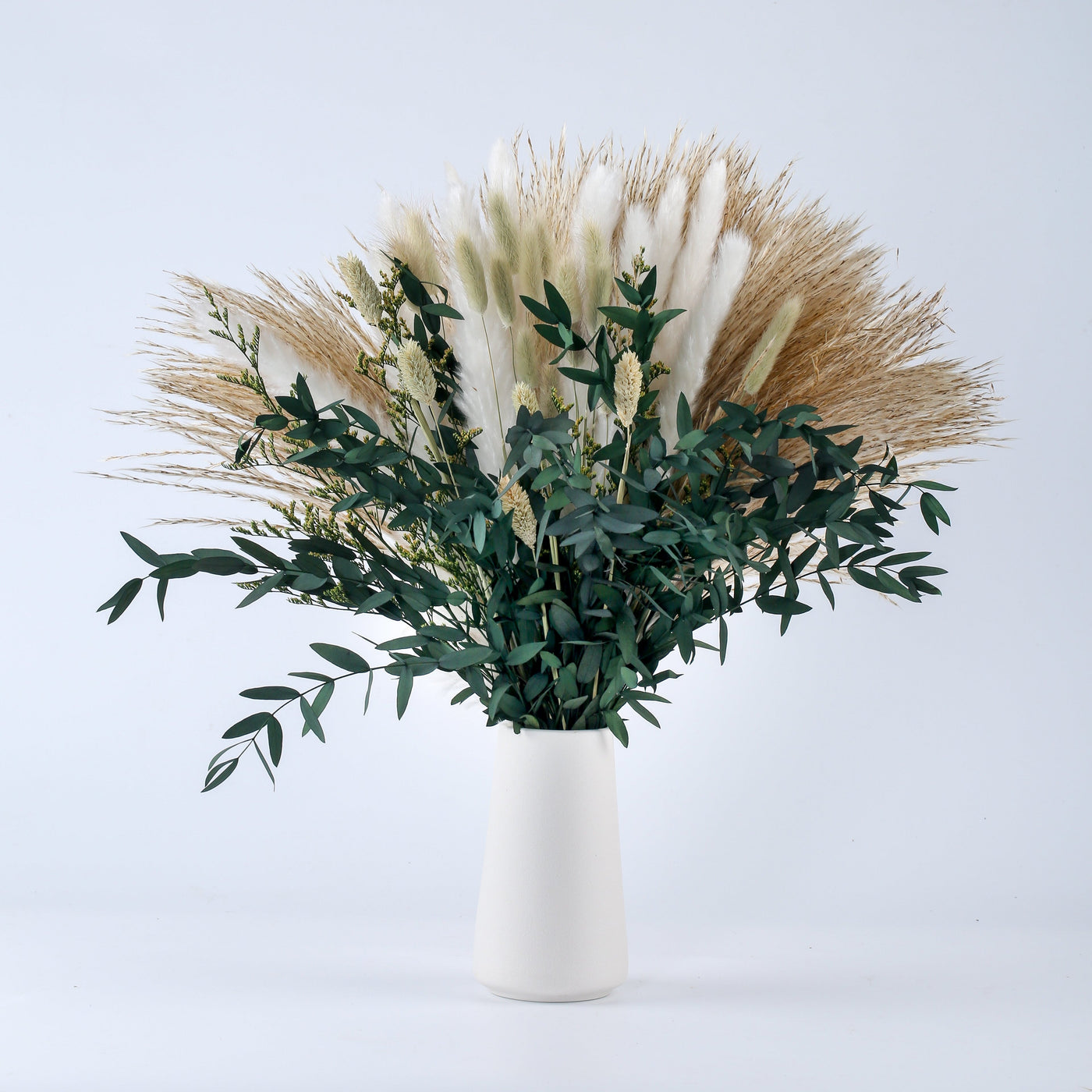 Ada  – Großer Strauß Trockenblumen Eukalyptus Dekoration in grün, beige, weiß